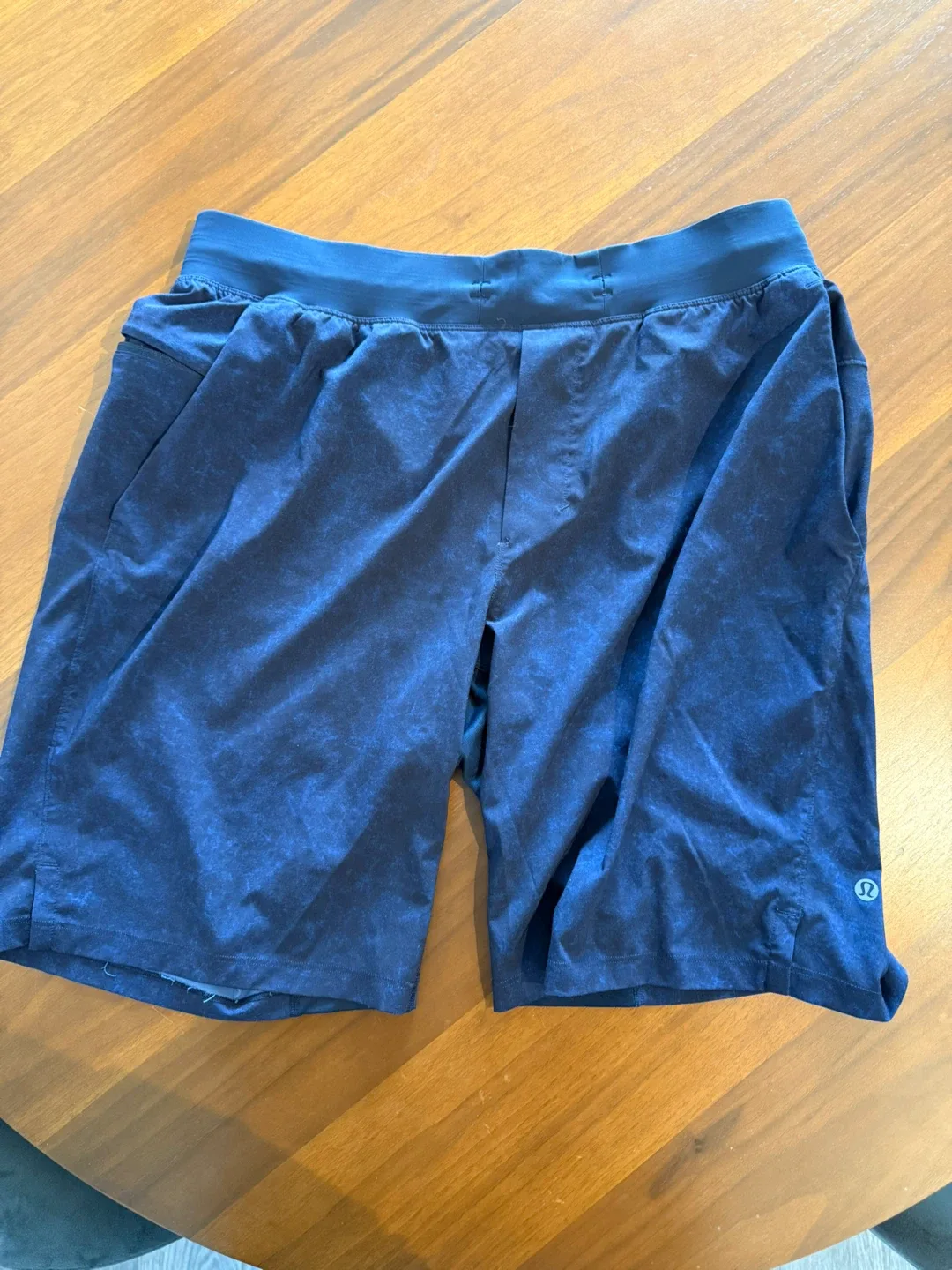 Lululemon Men's T.H.E Linerless Shorts, Blue 9” - Size Large