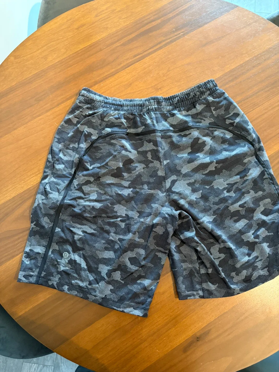 Lululemon Men's Pace Breaker Grey/Black Camo Shorts 9” - Large image indicator(2)