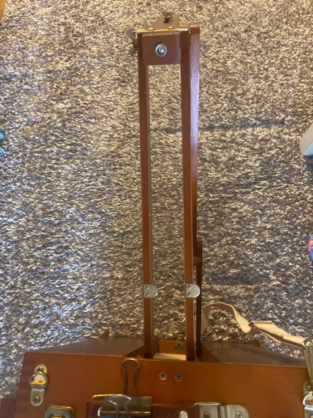 Wooden Artist Easel image indicator(3)