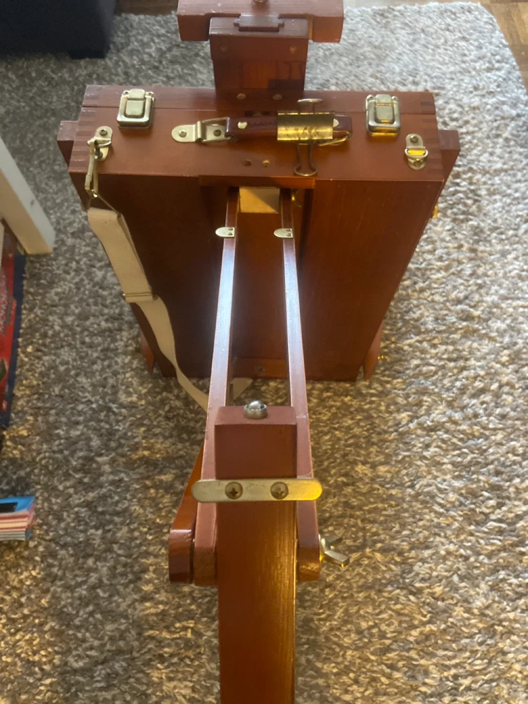 Wooden Artist Easel image indicator(5)