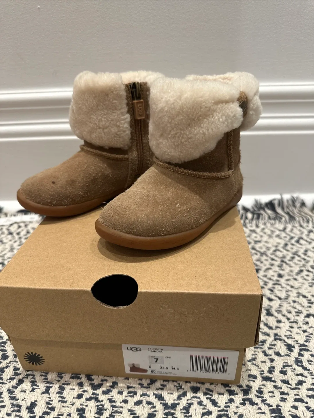 UGG Ramona Toddler Boots - Size 7