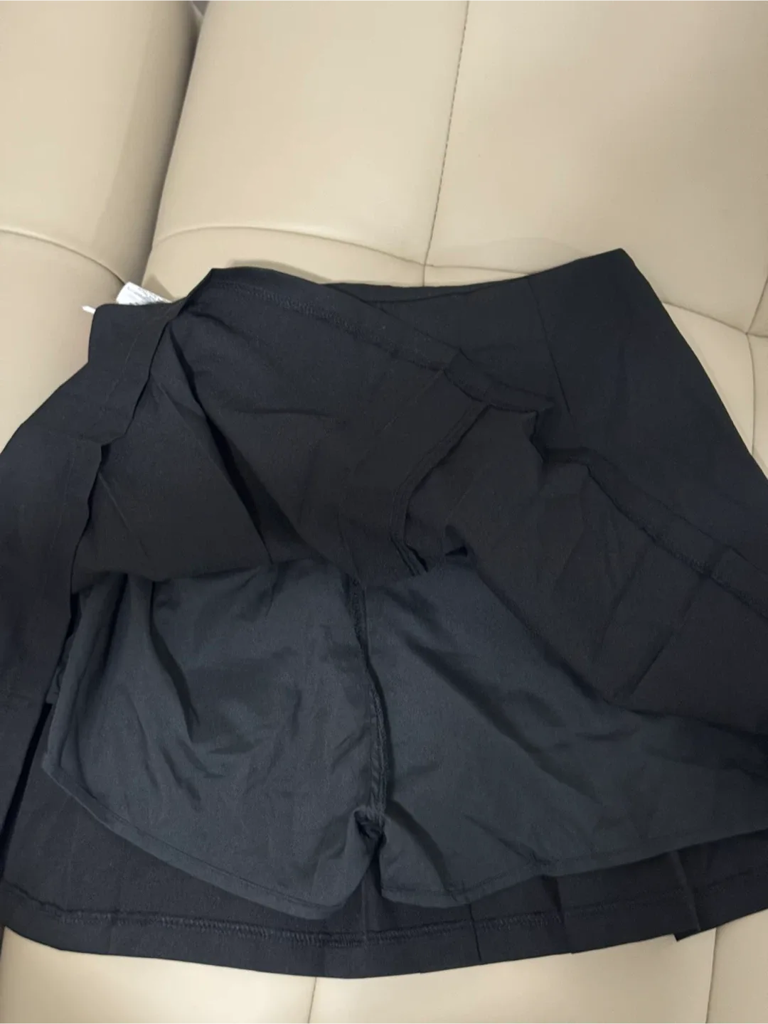 Black Pleated Skirt image indicator(2)