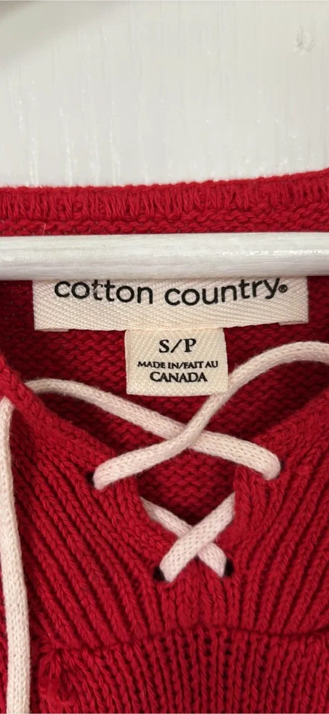 Cotton Country Canada Sweater - Size S image indicator(2)