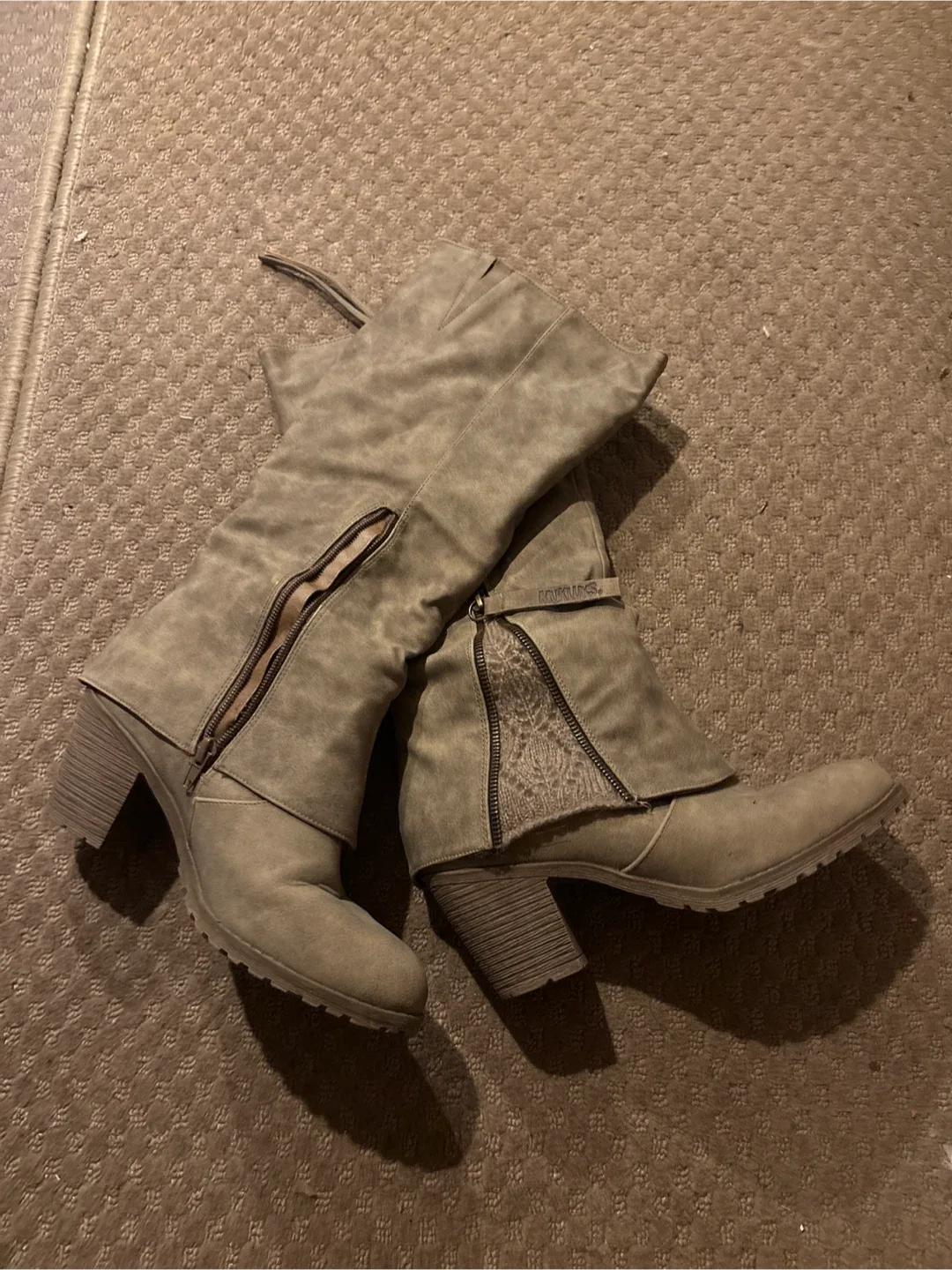 MUKLUKS Taupe Heeled Boots