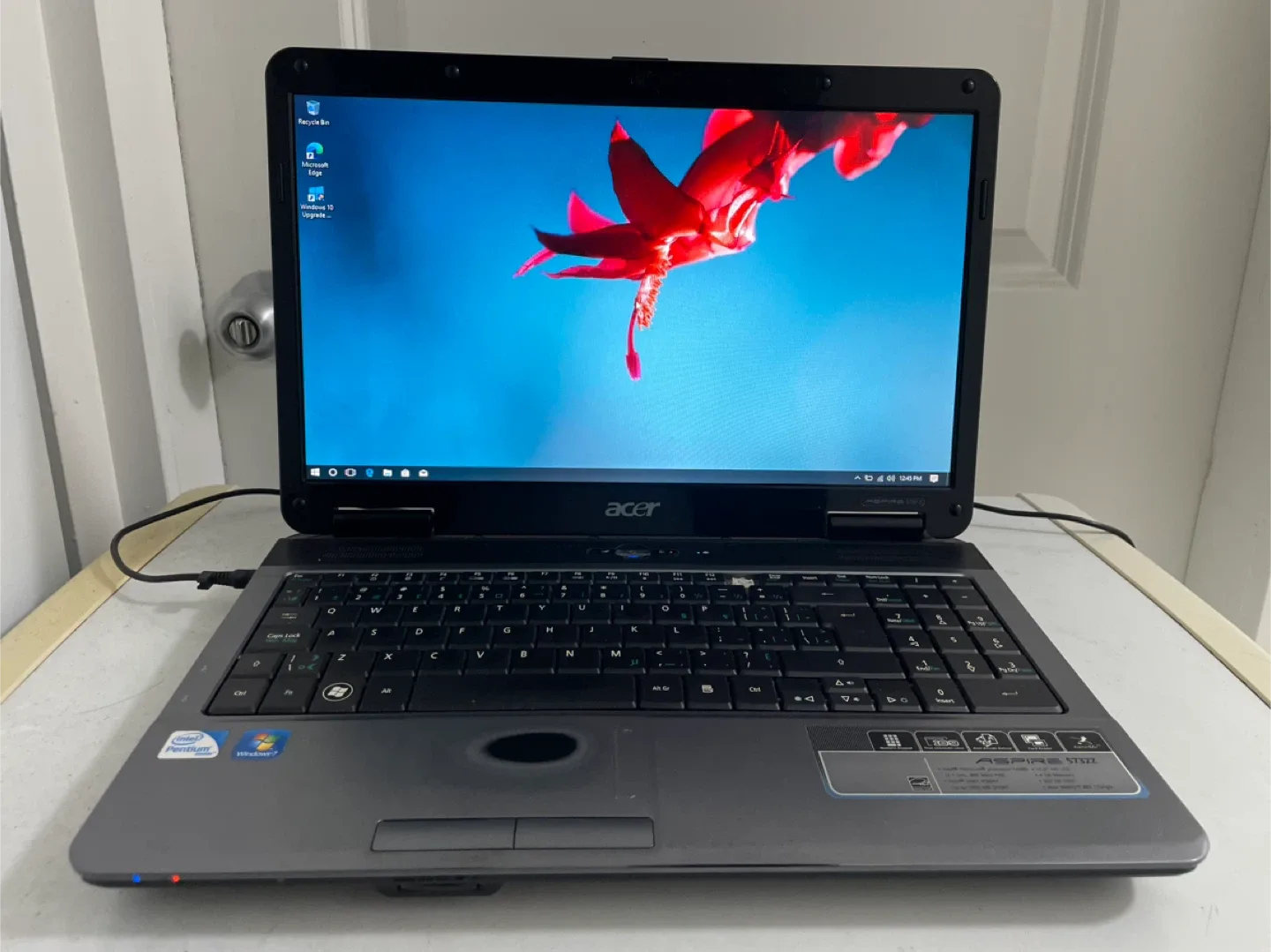 Acer Aspire 5732Z Laptop image indicator(2)