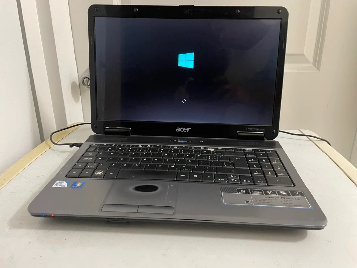 Acer Aspire 5732Z Laptop image indicator(10)