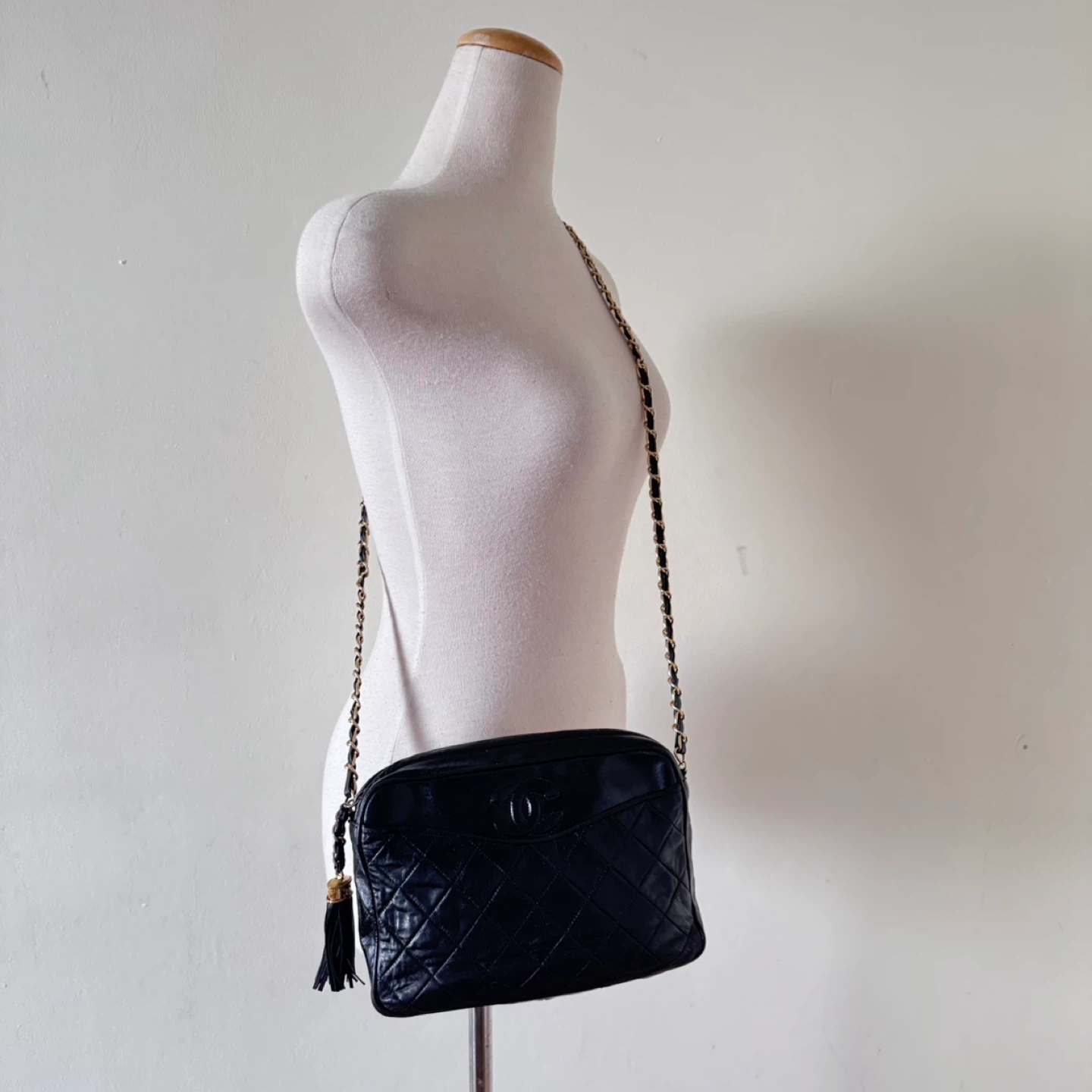 Chanel Black Quilted Leather Camera Bag - photo 5