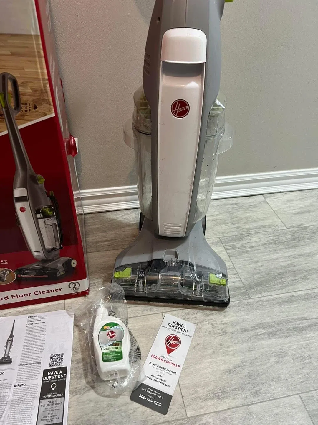 LIKE NEW Hoover Hard Floor Cleaner Machine, 1 Shampooer image indicator(4)