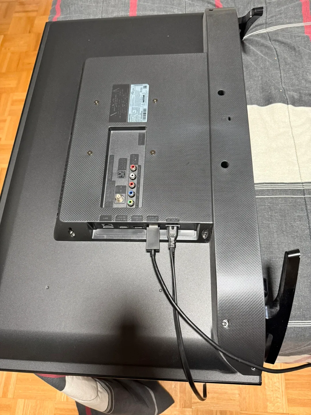 Samsung UN32M4500BF 32" TV image indicator(2)