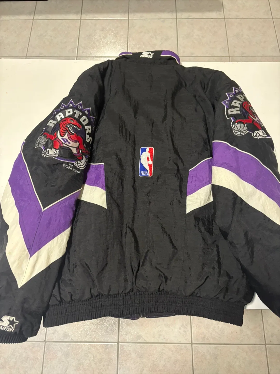 Vintage Toronto Raptors Starter Jacket image indicator(5)