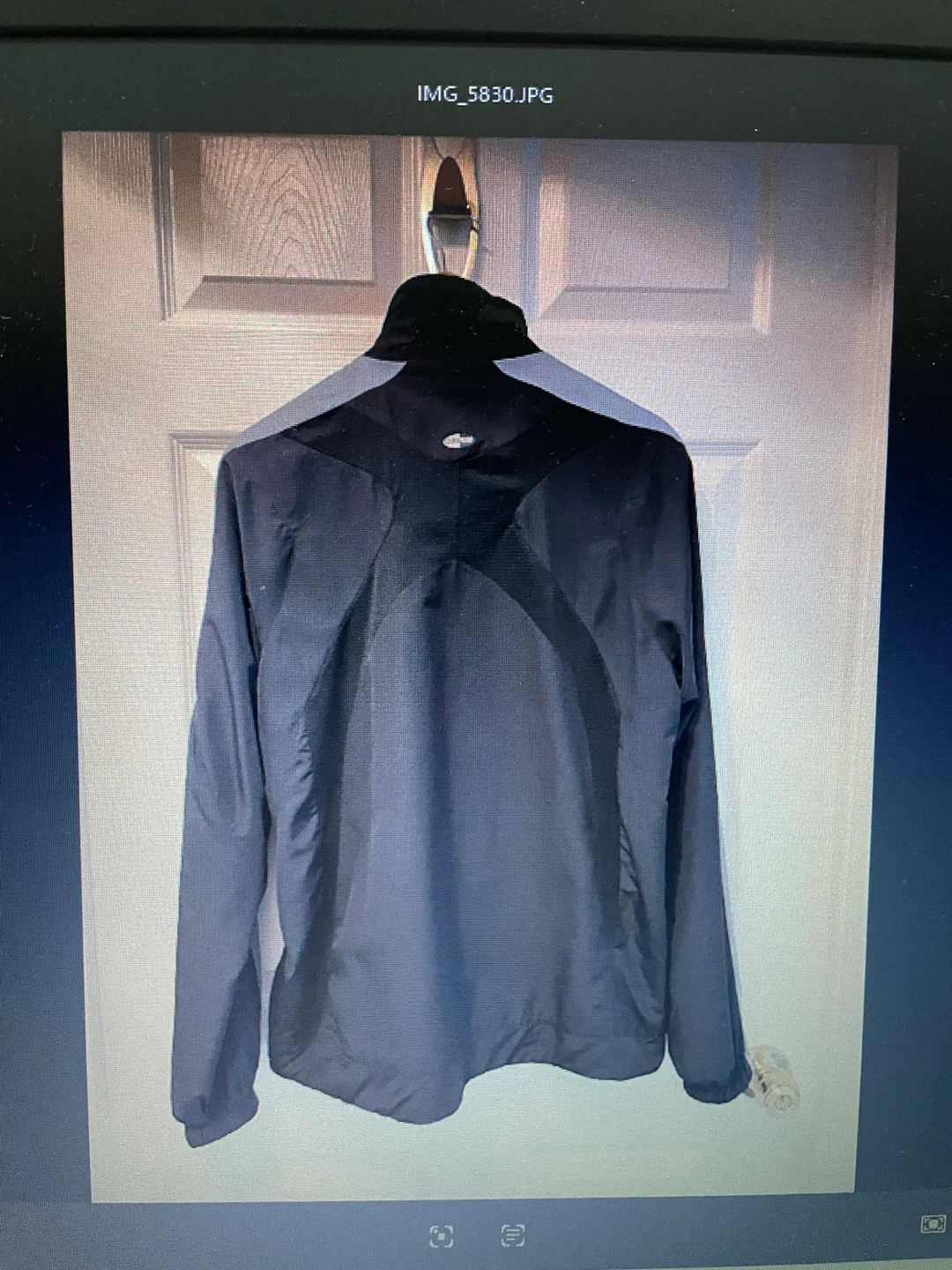 ADIDAS jacket - men’s medium - photo 2