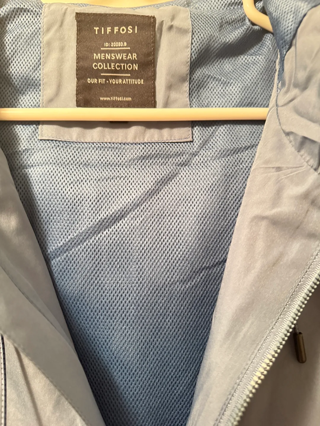 Brand new snow Jacket, Size M image indicator(3)