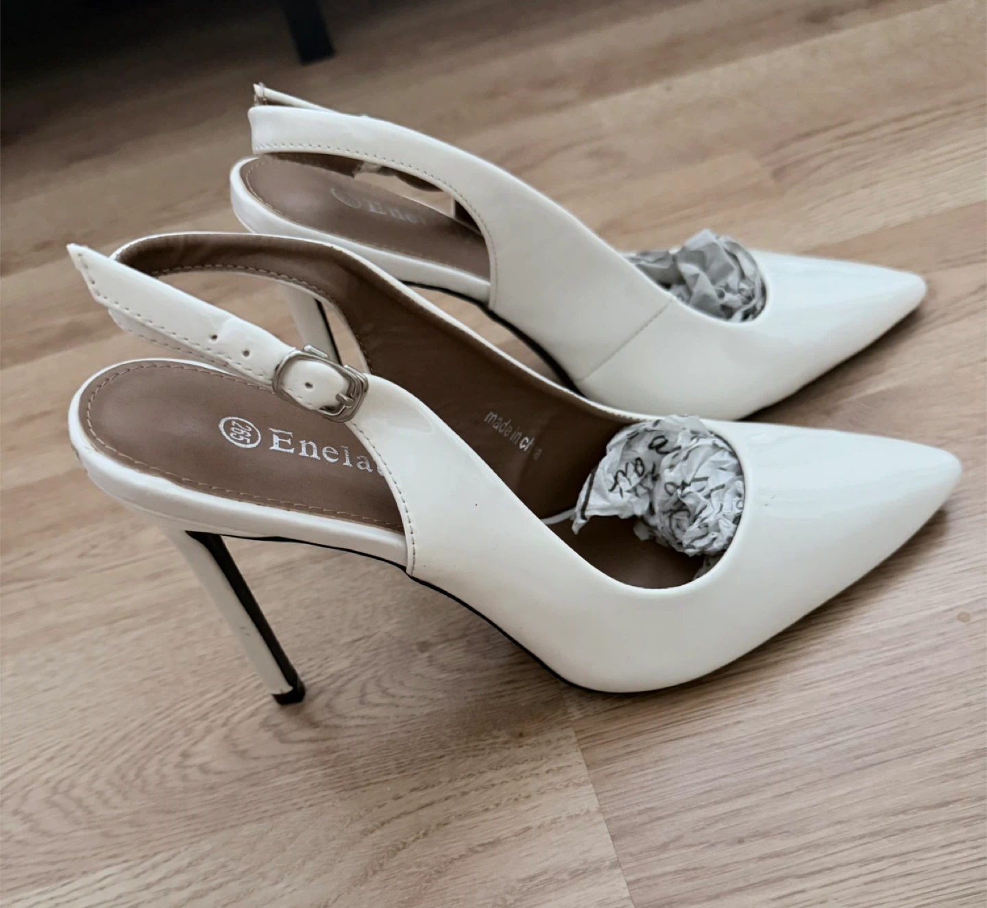 Enelaure White Slingback Heels - Size 9.5/10 - photo 2