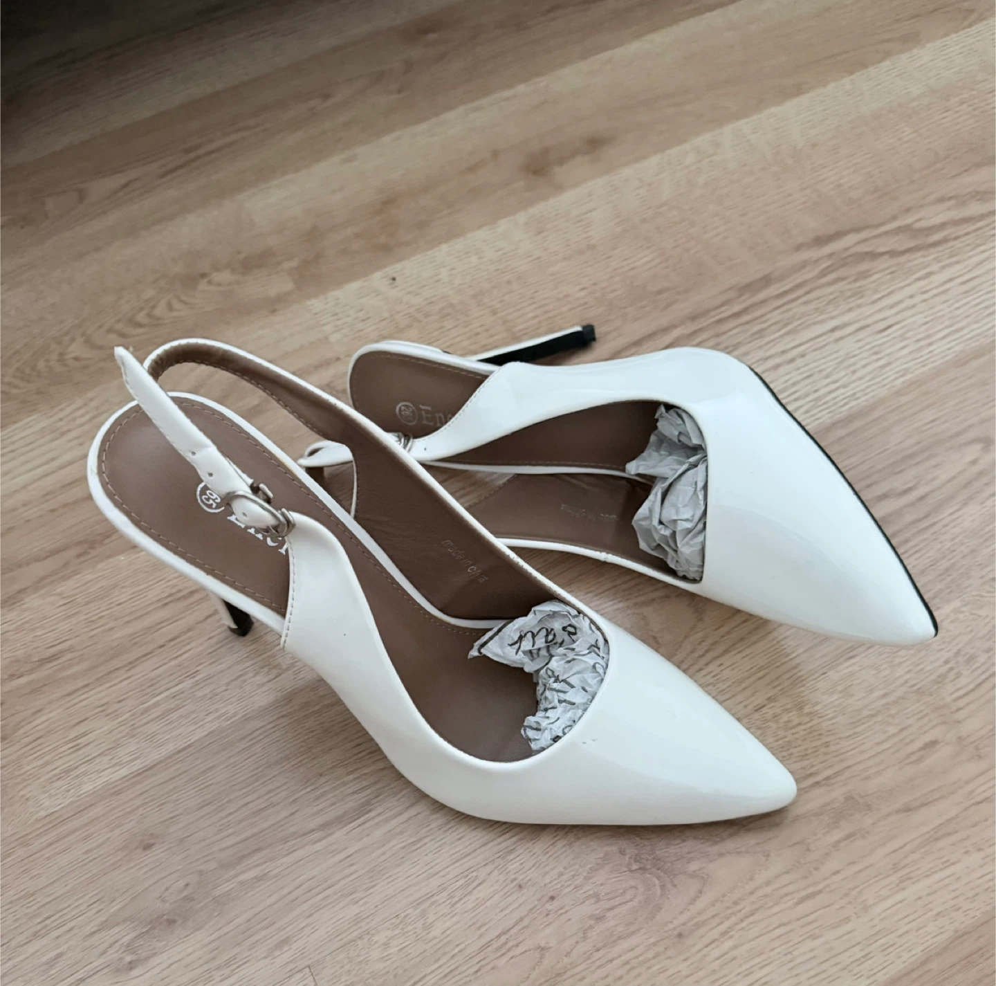 Enelaure White Slingback Heels - Size 9.5/10 - photo 3