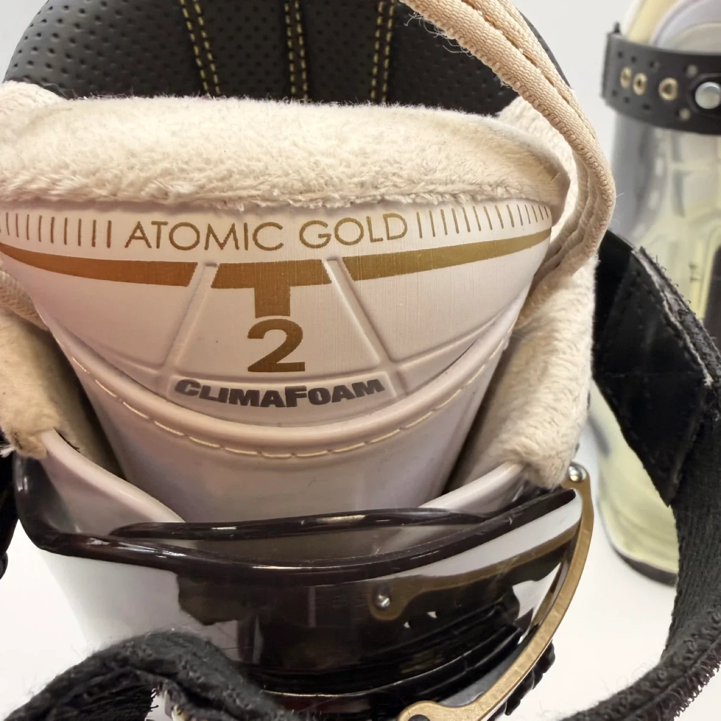 Atomic Hawx 100W Women’s Ski Boots – Size 25.0 / 25.5 image indicator(6)