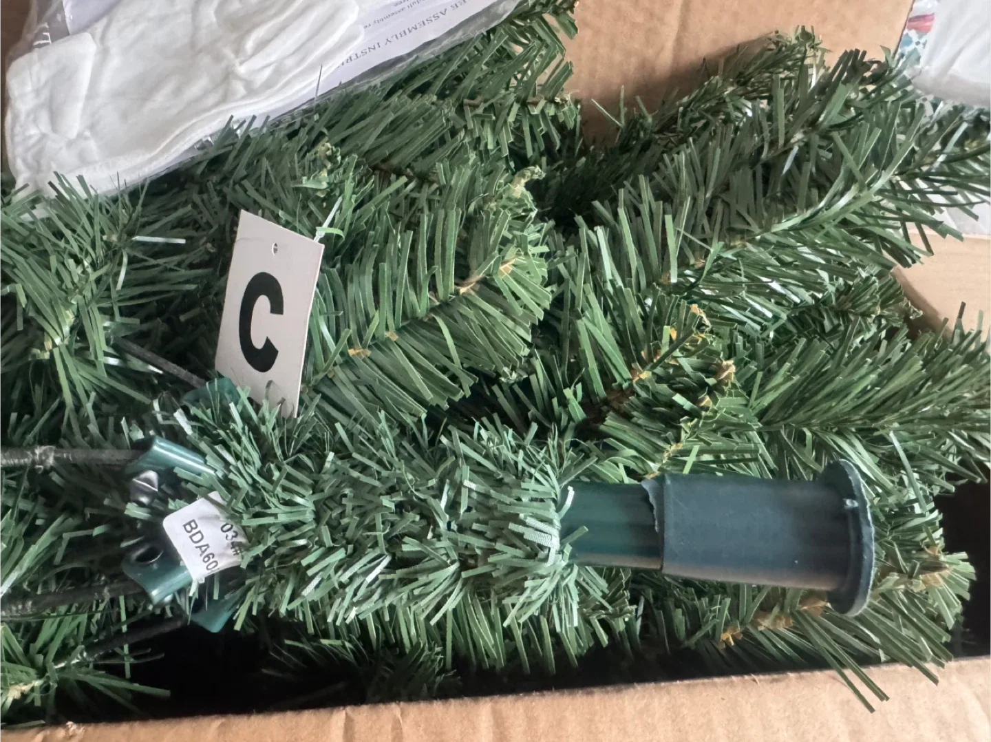 Brand New 6ft. tall Green Christmas Tree New in Box Never Used image indicator(5)