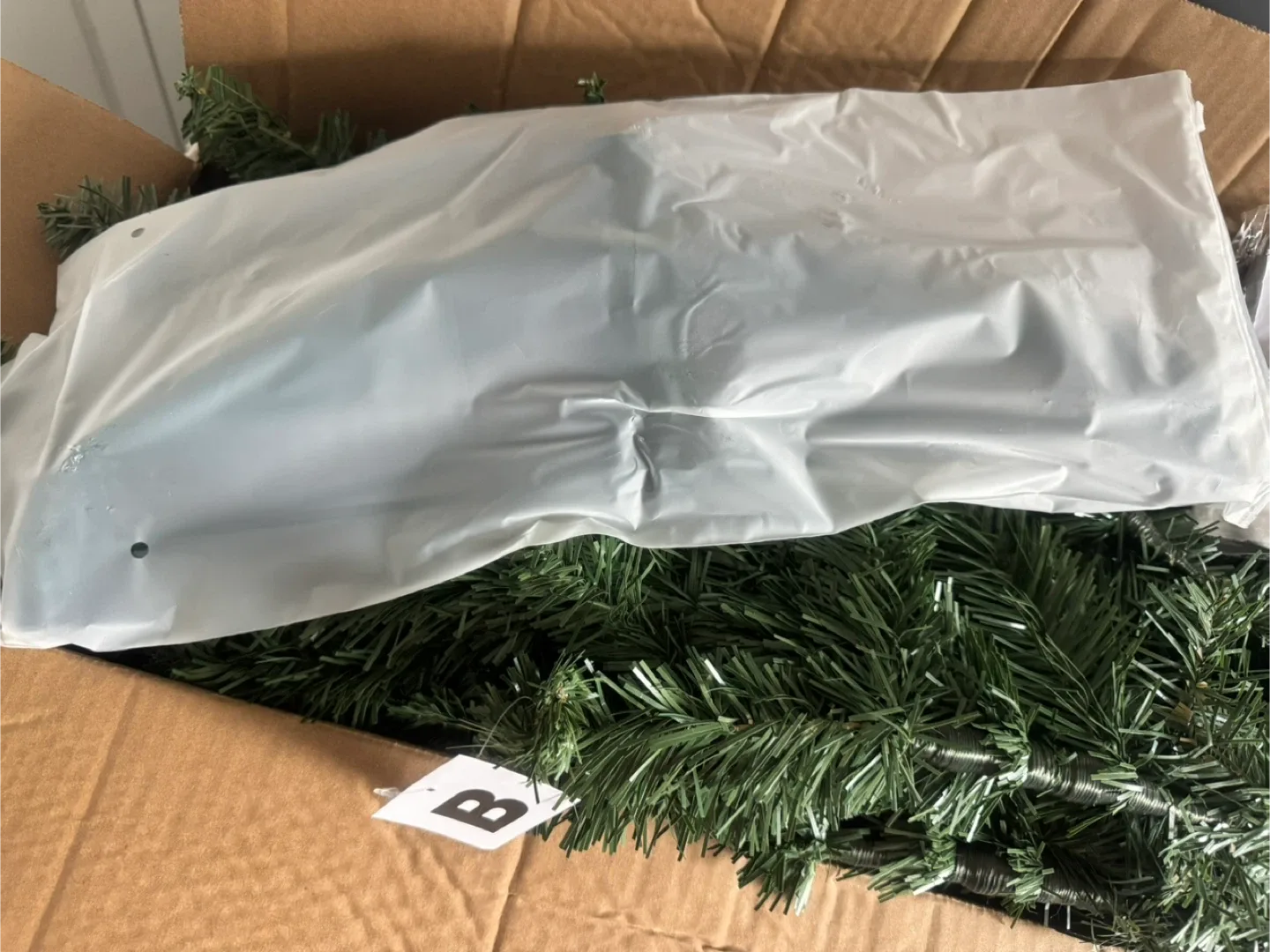 Brand New 6ft. tall Green Christmas Tree New in Box Never Used image indicator(3)