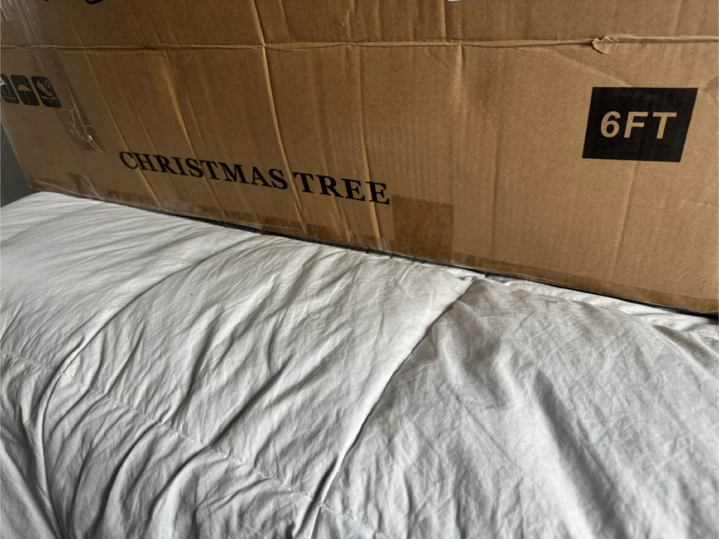 Brand New 6ft. tall Green Christmas Tree New in Box Never Used image indicator(7)
