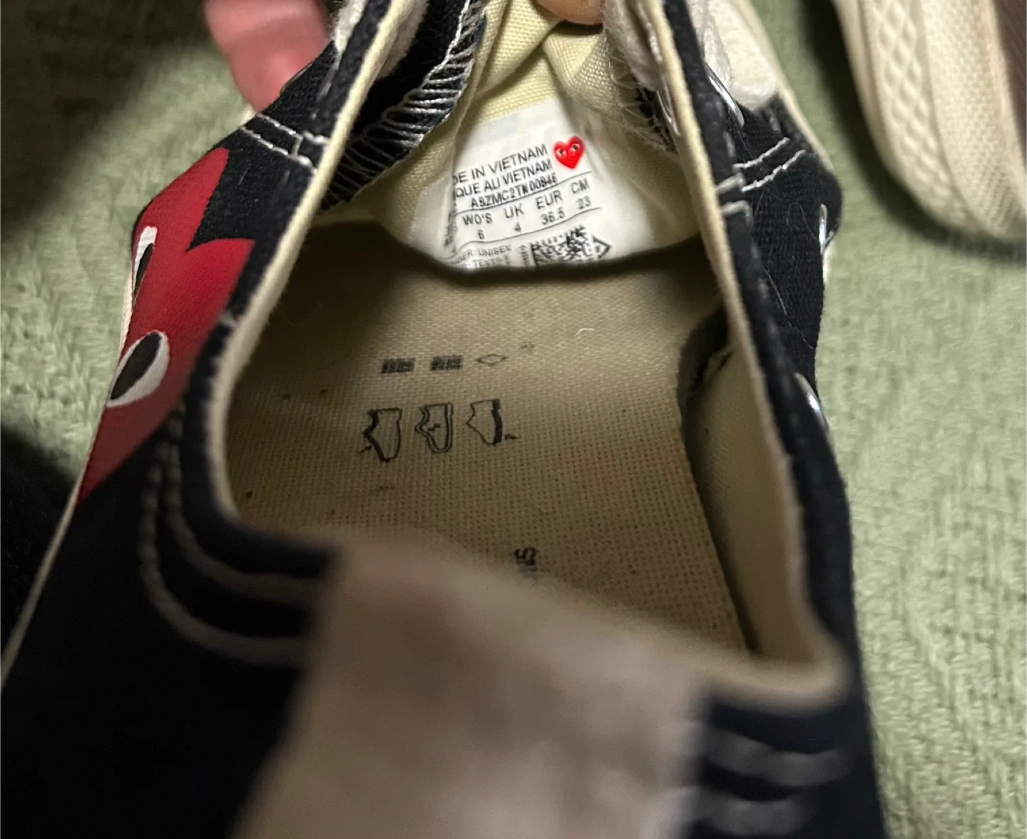 CdG PLAY x Converse Women's  All Star Low-Top Sneakers image indicator(8)