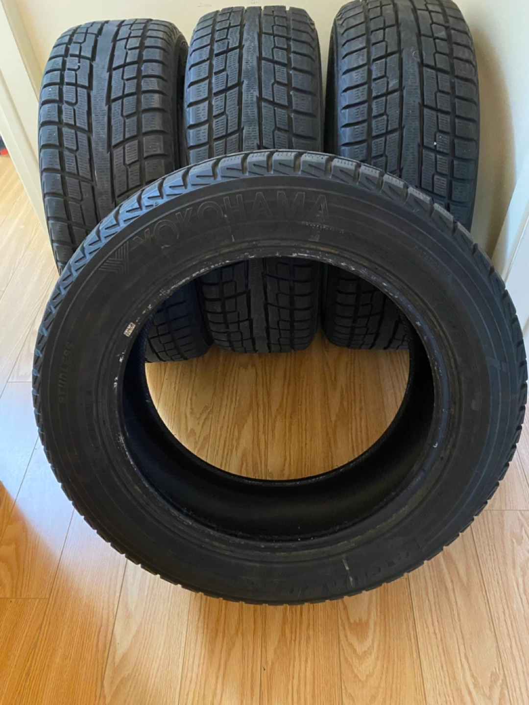 4 Yokohama IceGuard Studless Winter Tires 215-60-17  - Set of 4 - photo 4
