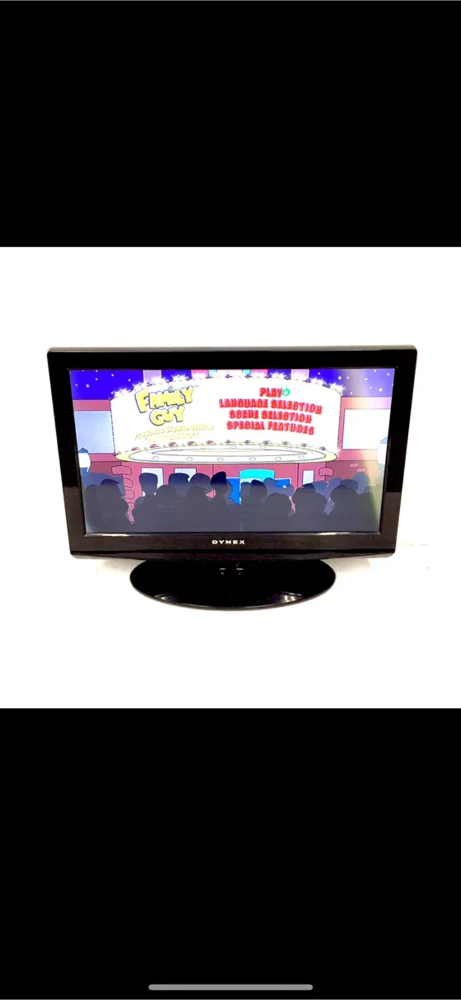 DYNEX LCD TV with remote
