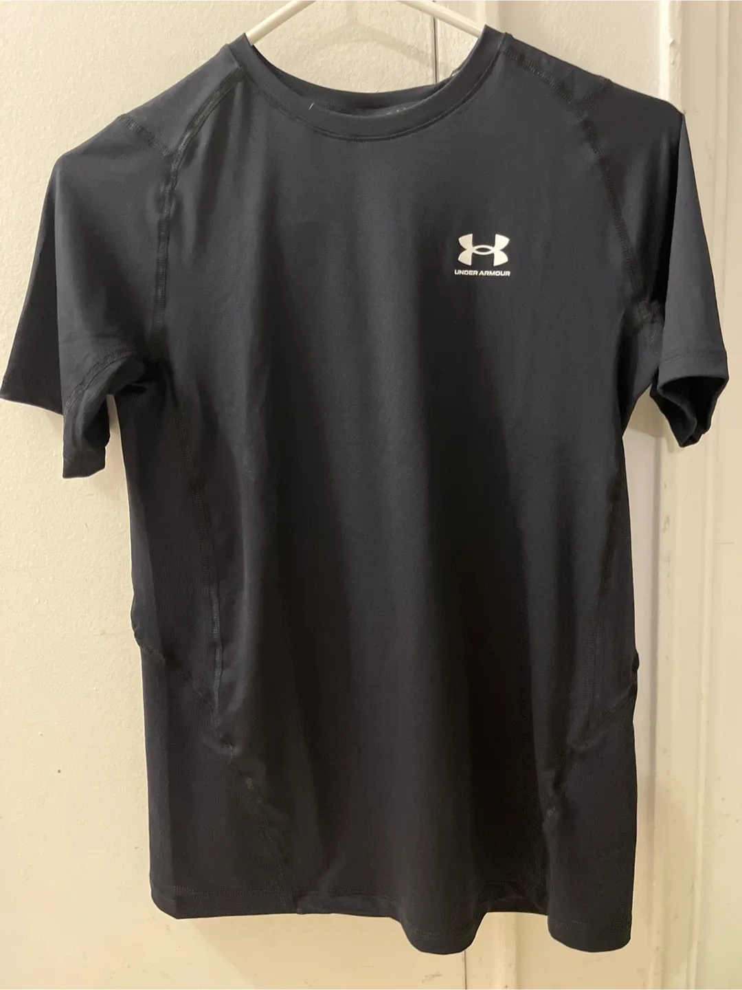 Under Armour HeatGear Black Shirt YXL