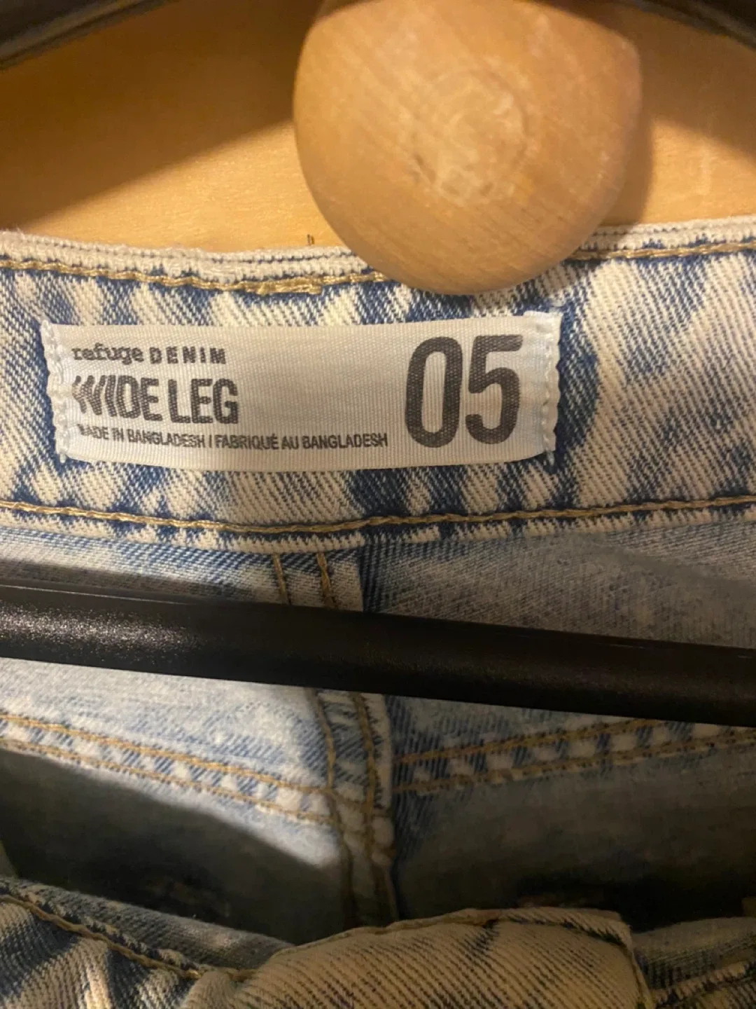 Refuge Denim Wide Leg Pants - Size 05 image indicator(2)