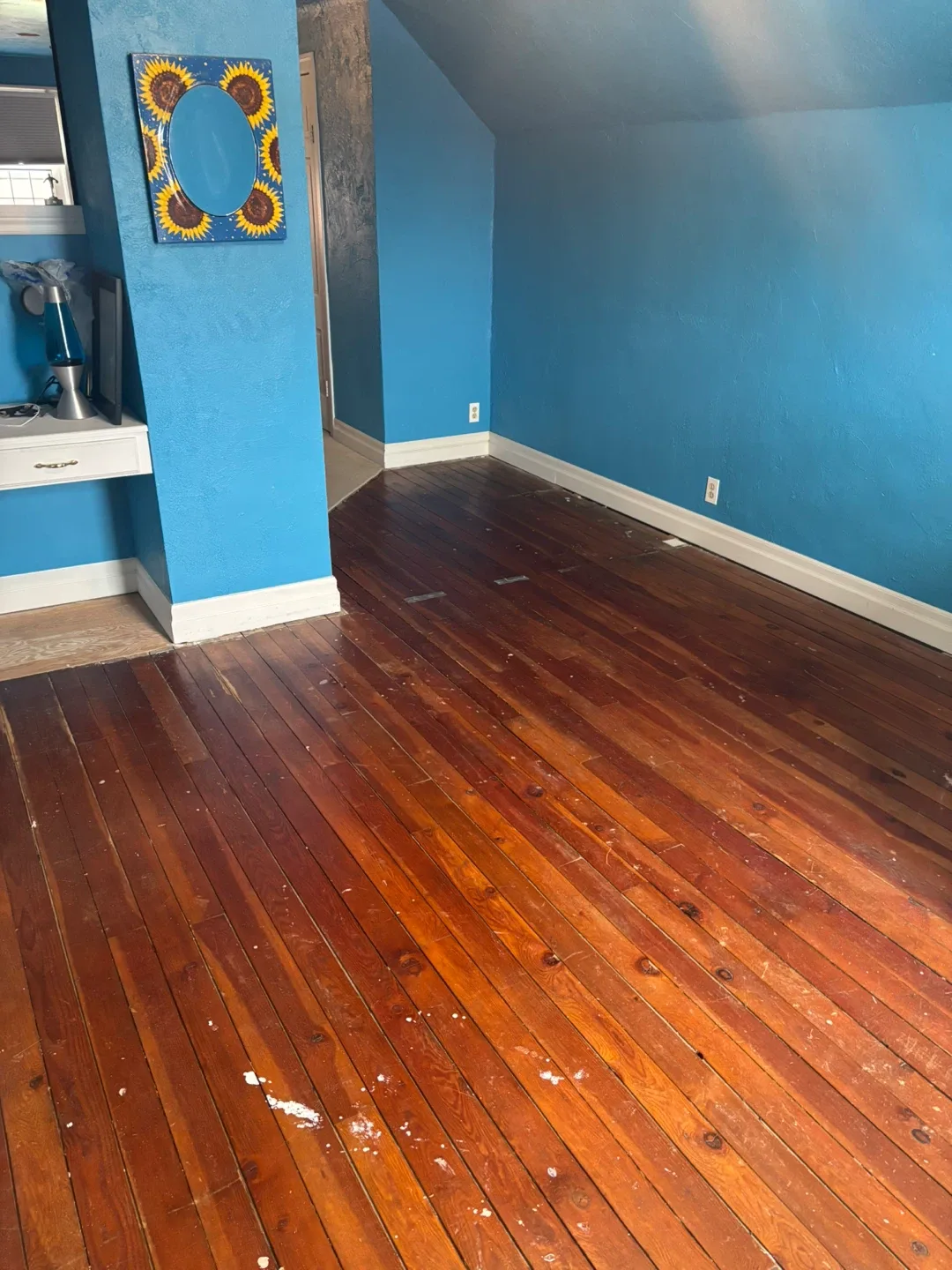 Handyman, house help, dump runs and more. image indicator(4)