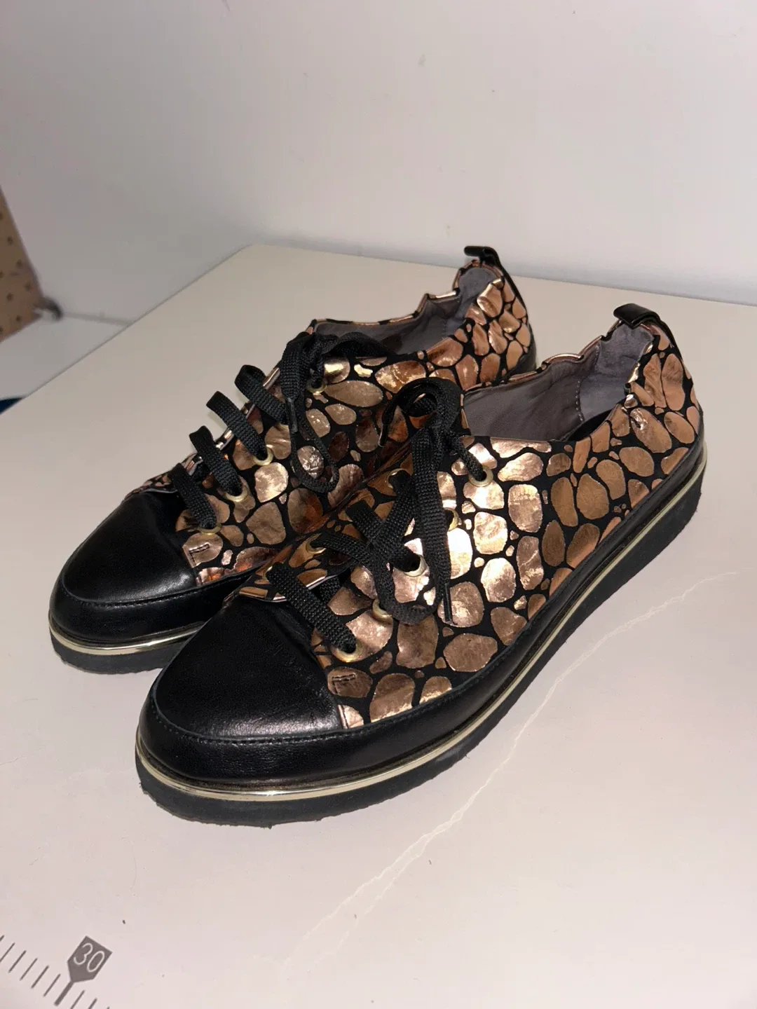 Ron White Leather Sneakers