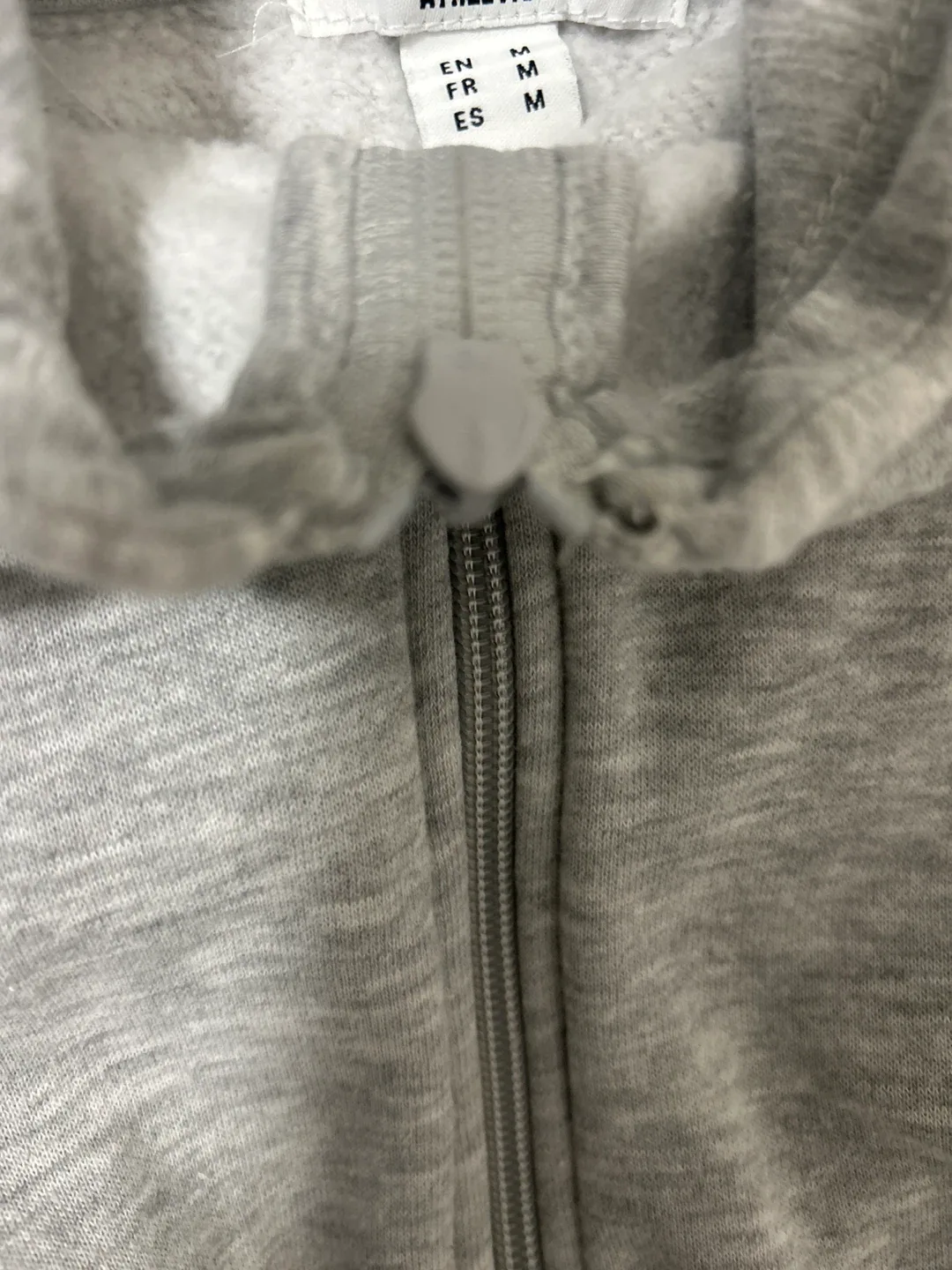 Cropped Grey Zip-Up Hoodie - Size M image indicator(4)