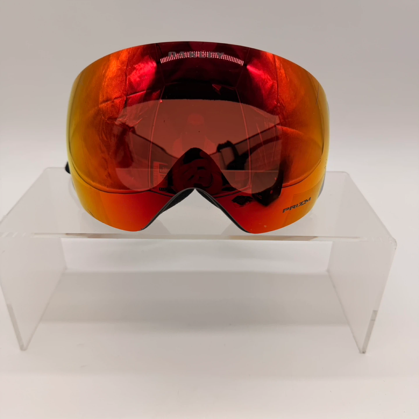 Oakley Prizm Ski Snowboard Goggles + Dakine Case & Accessories - photo 2