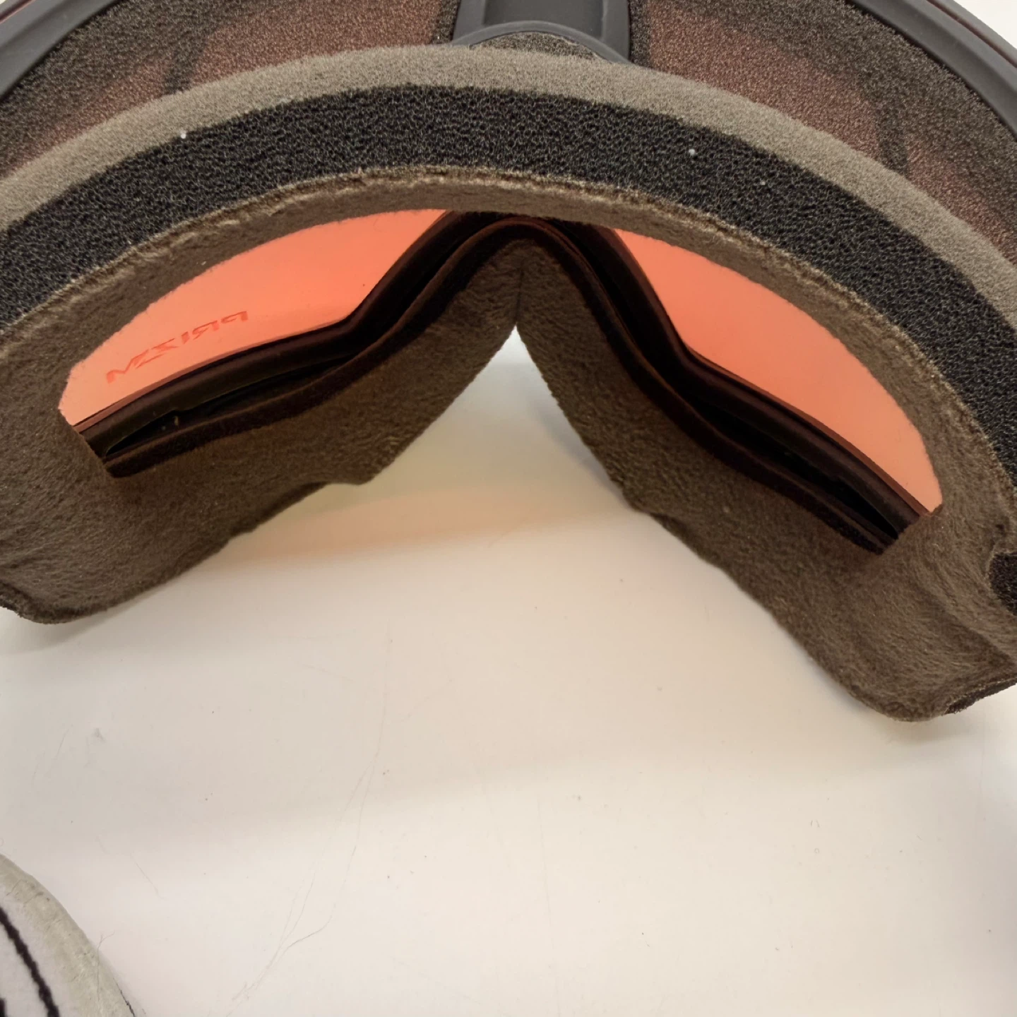 Oakley Prizm Ski Snowboard Goggles + Dakine Case & Accessories - photo 4