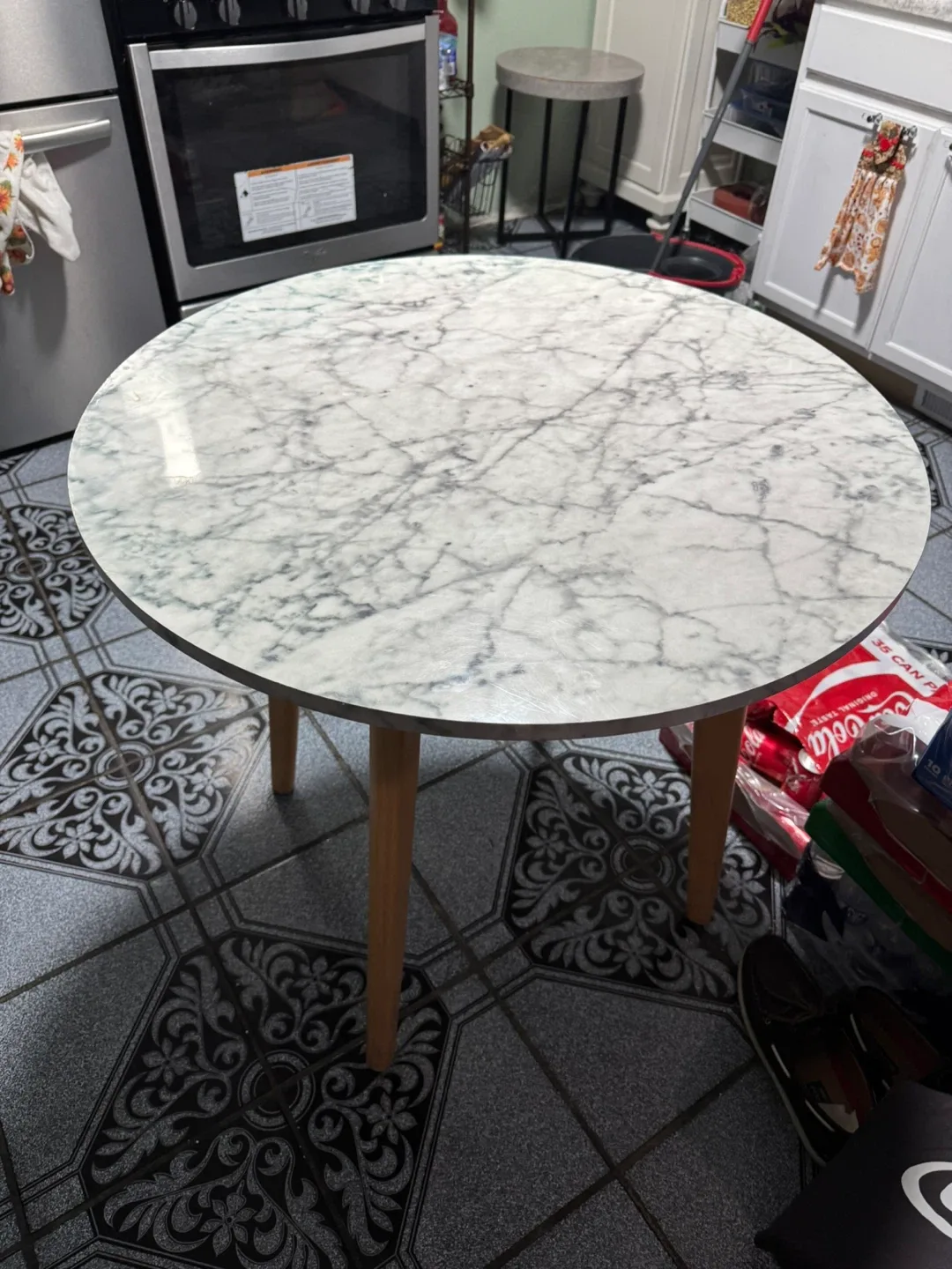 Round wood Top Table - 32 inch Diameter