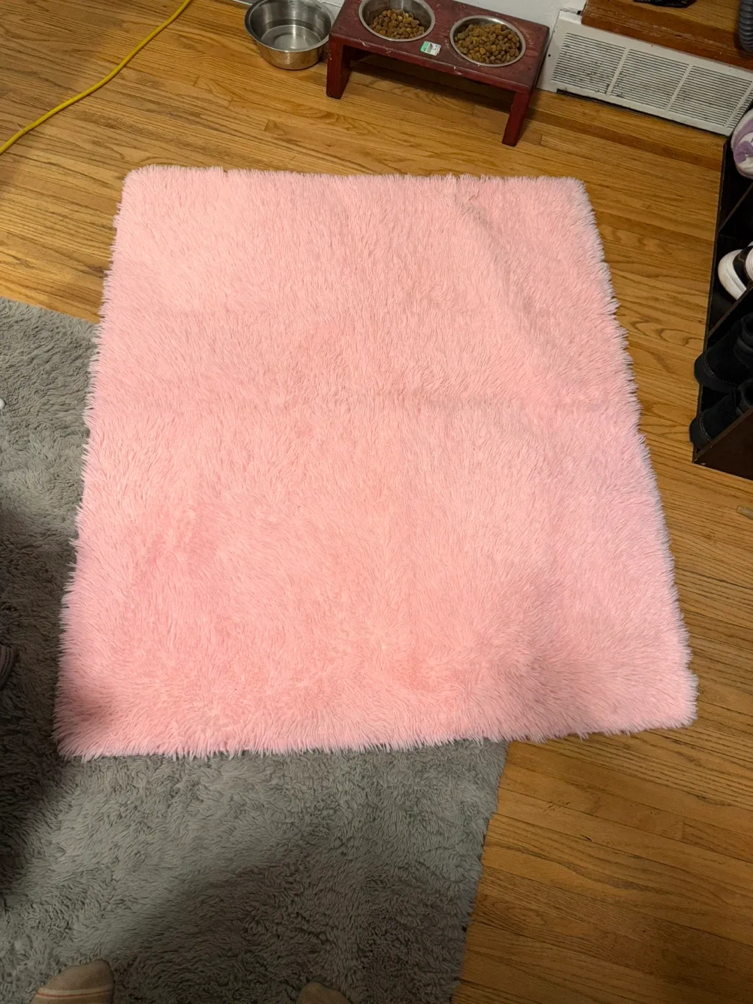 Shag Rug - White and Pink
