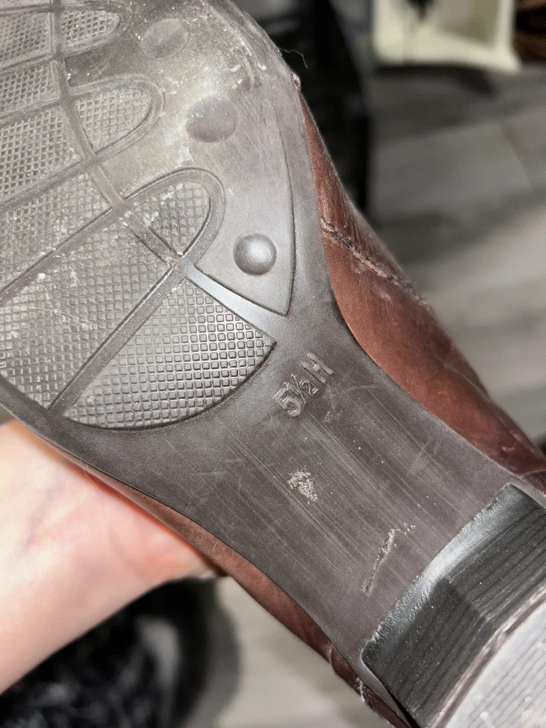 Brown Leather Mary Janes image indicator(3)