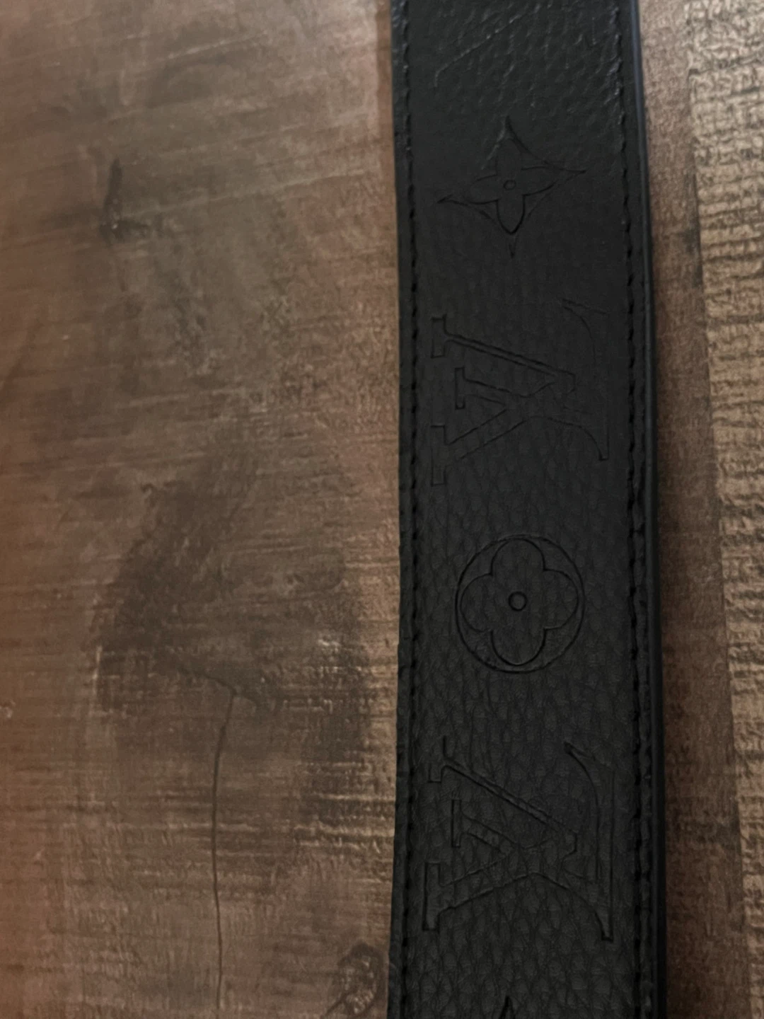 Louis Vuitton Black Leather Belt - photo 2