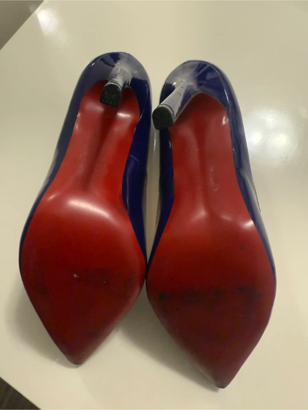 Red bottoms heels size 38 80$ OBO image indicator(6)