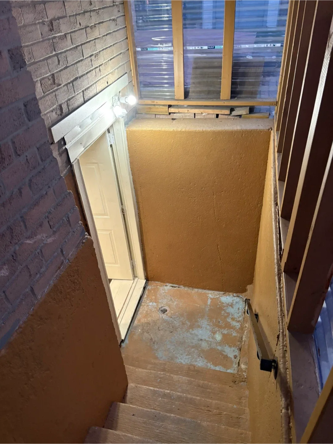 Legal basement for rent image indicator(8)