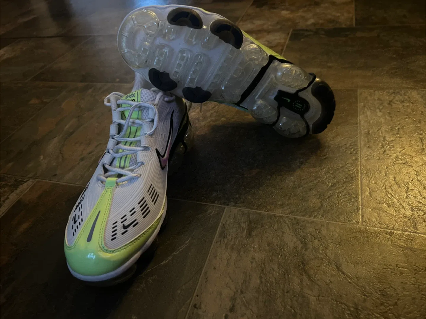 Nike Air VaporMax 360 White/Lime image indicator(3)