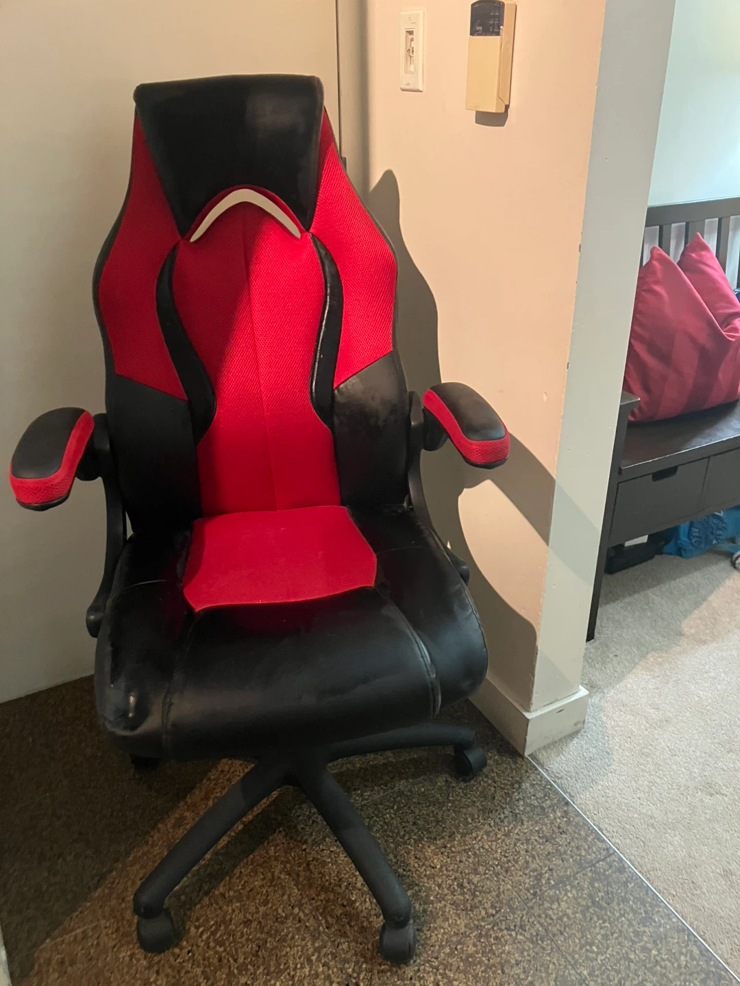 Like NEW Gaming Chair - red & black - photo 2