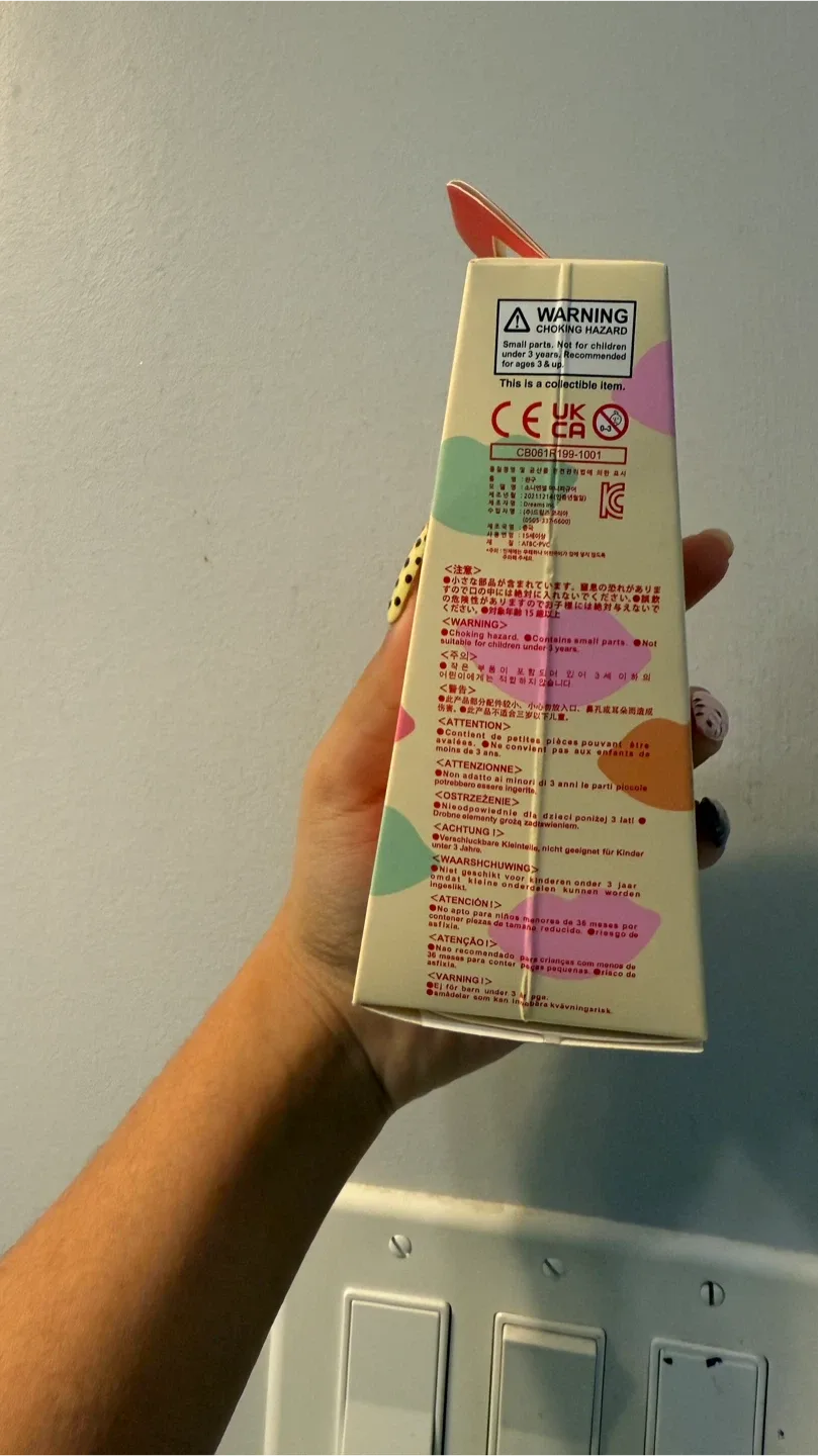 Sonny Angel Mini Figure Charm - Kiss Kiss Series image indicator(2)