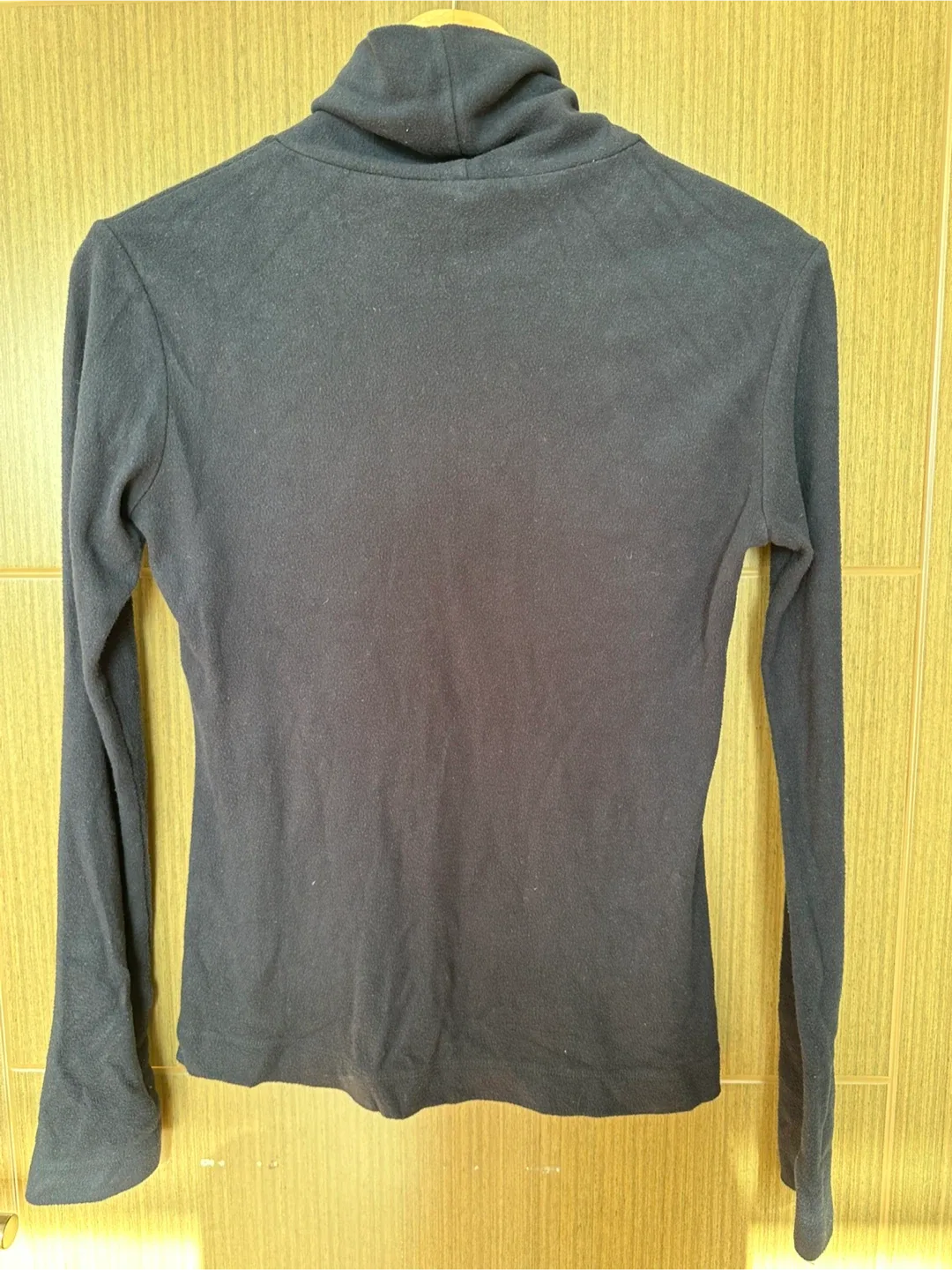 UNIQLO Dark Blue Turtleneck Long Sleeve - Size S image indicator(4)