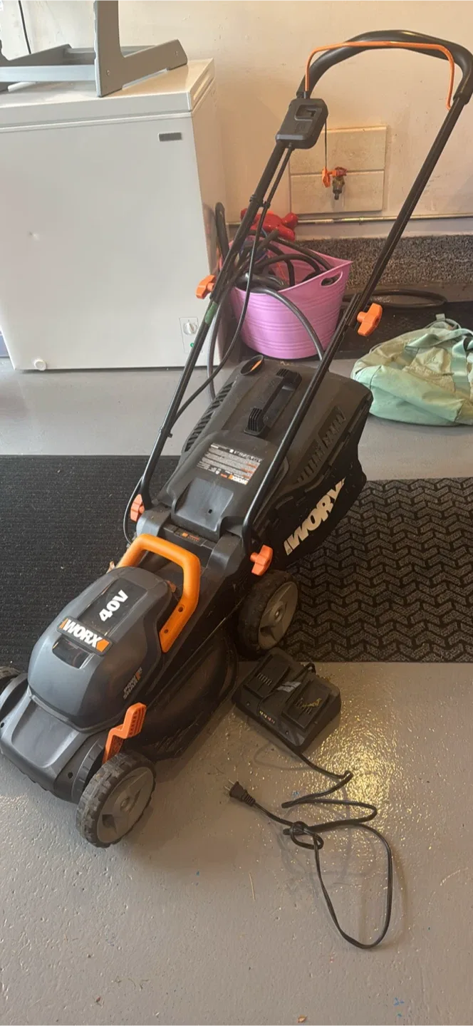Worx WG779 40V Cordless Lawn Mower