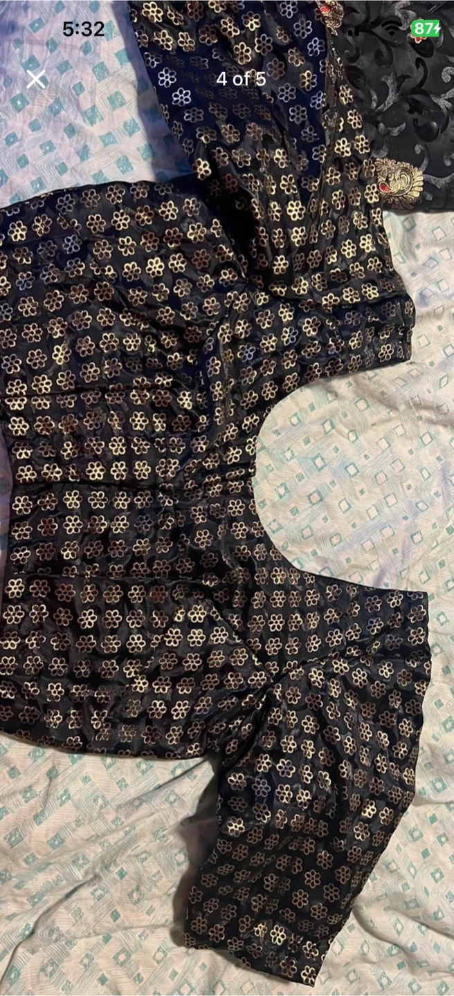 Black & Gold Patterned Sari - photo 5
