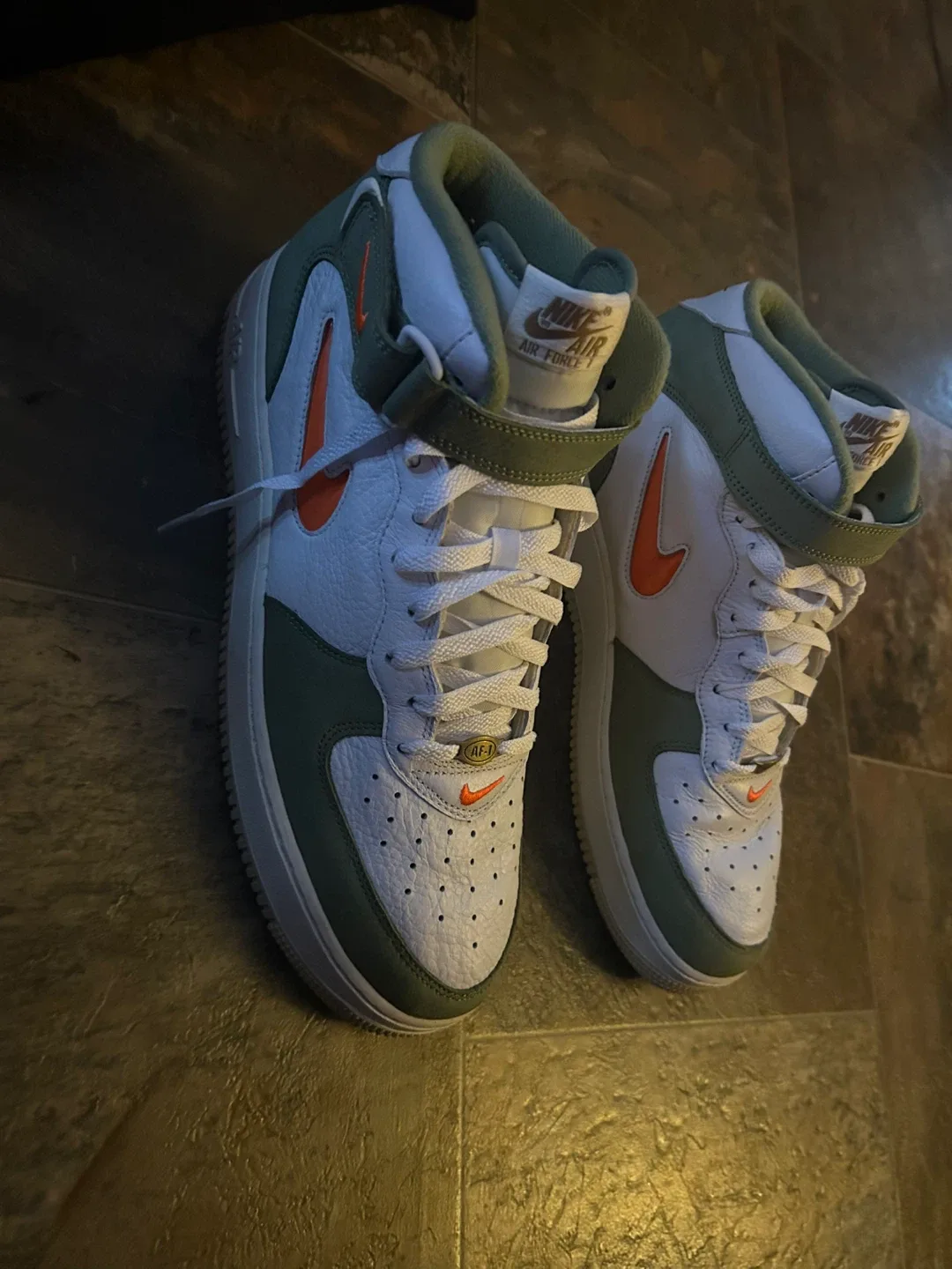 Nike Air Force 1 Mid Olive White Size 12