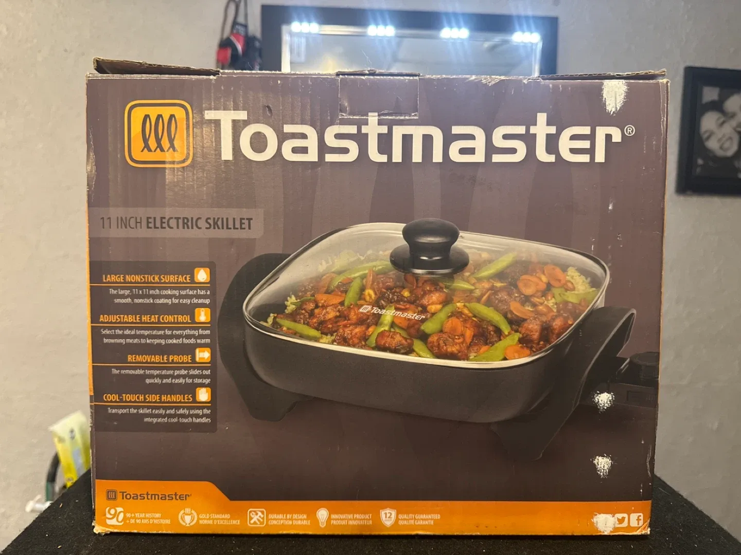 Toastmaster 11 Inch Electric Skillet - New in Box!
