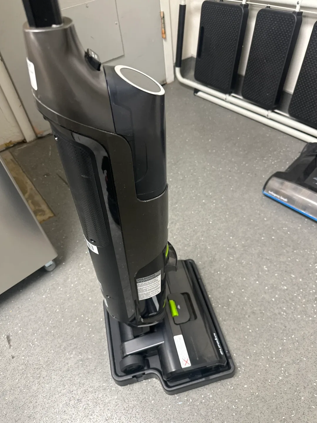 Eureka Cordless Wet Dry Vacuum Cleaner image indicator(2)