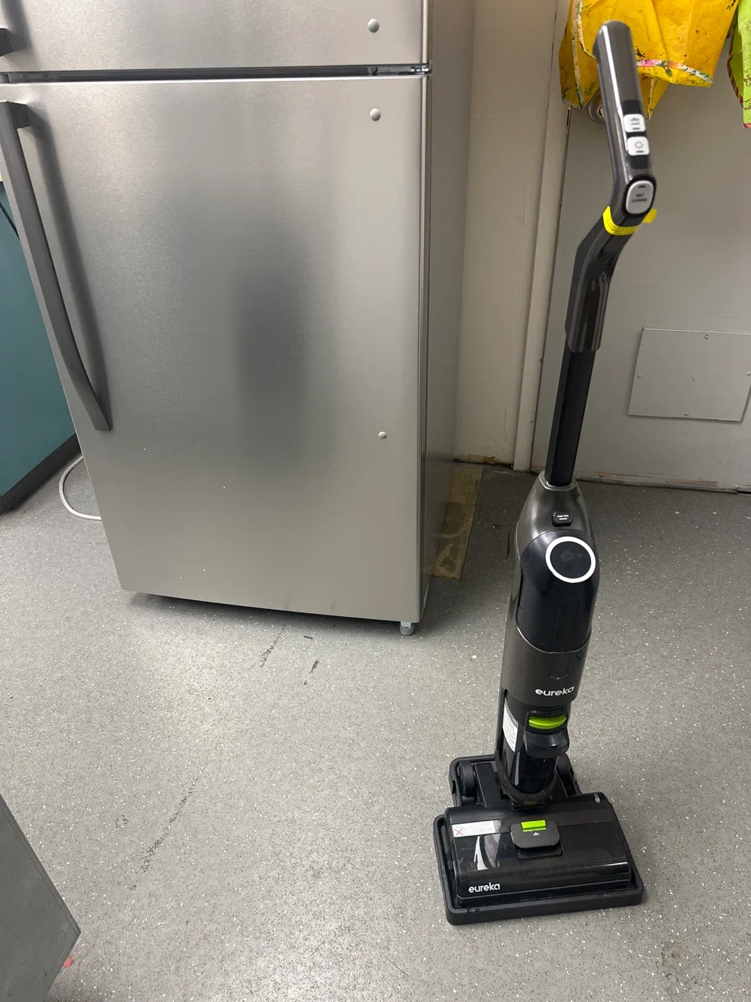 Eureka Cordless Wet Dry Vacuum Cleaner