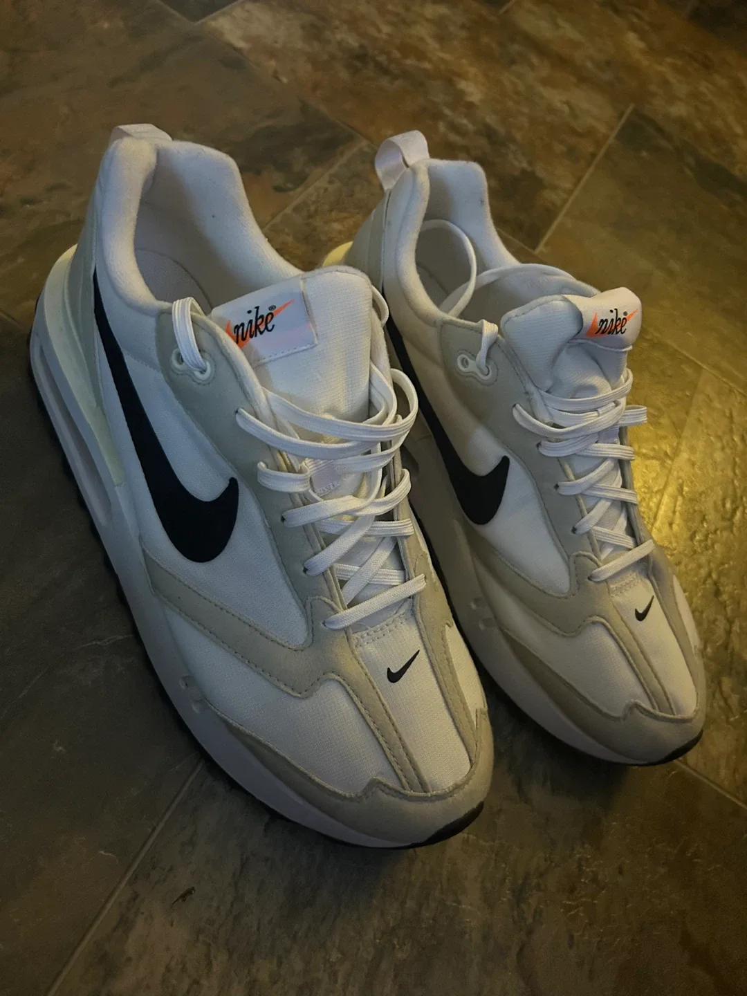 Nike Air Max Solo Sneakers