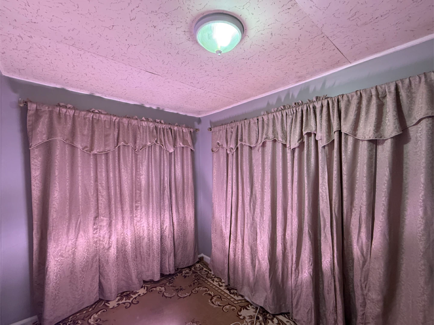 Curtains - Home Decor